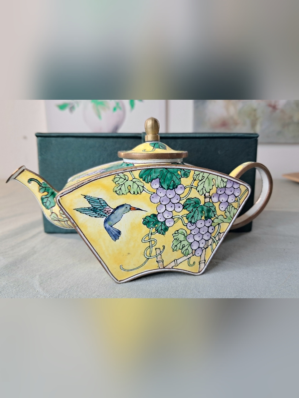 Vintage Kelvin Chen CDV Trade+Aid Hummingbird & Grapes Yellow Enamel Mini Teapot